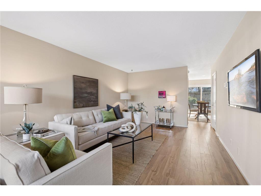 6433 Barrie Road Edina MN 55435 7082993 image5