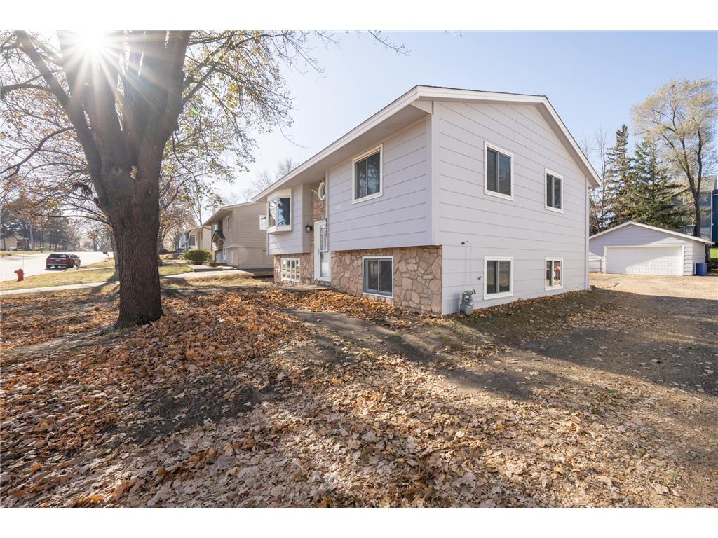 6435 Dawn Way Inver Grove Heights MN 55076 6817397 image2