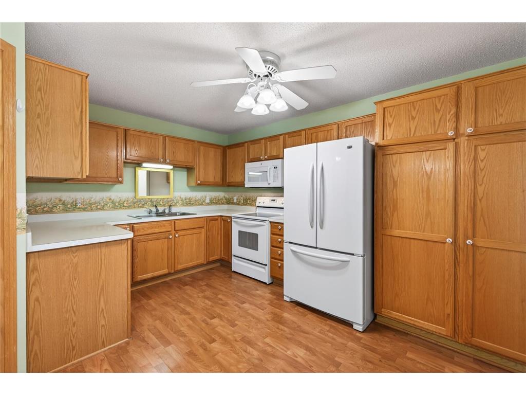 6437 Brook Lane Savage MN 55378 7070880 image17