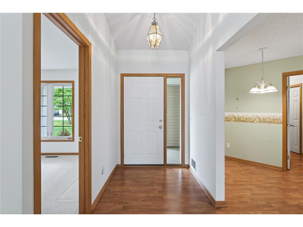 6437 Brook Lane Savage MN 55378 7070880 image21