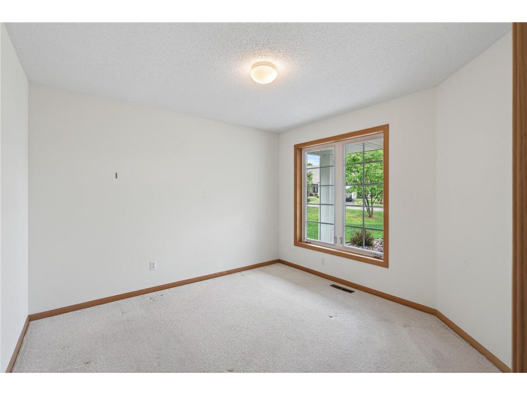 6437 Brook Lane Savage MN 55378 7070880 image25