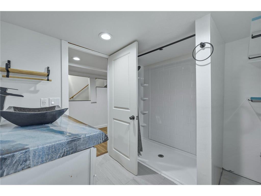 6439 Olympia Street Golden Valley MN 55427 7105513 image32