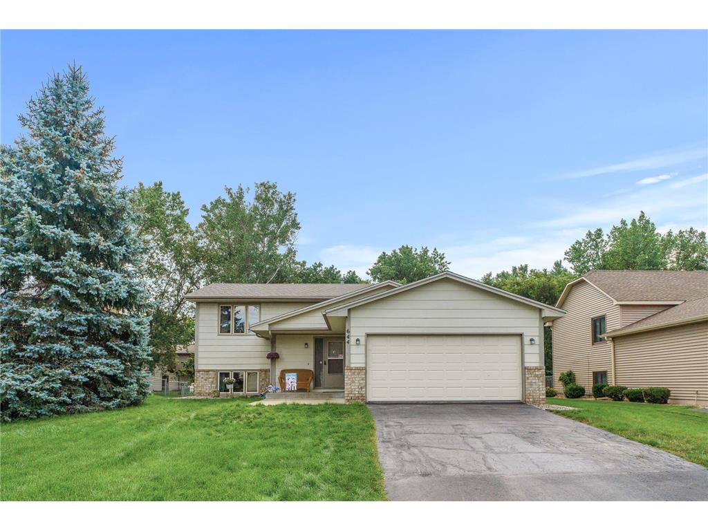 644 107th Lane NW, Coon Rapids, MN 55448 MLS 6252033 Edina Realty