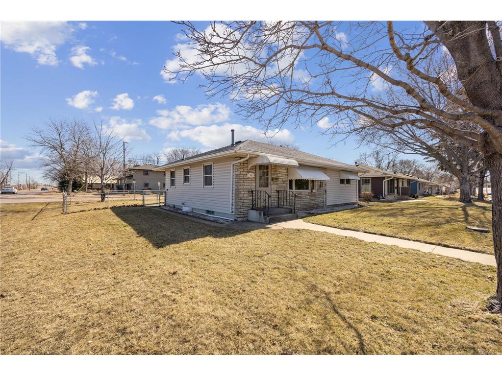 644 2nd Avenue NE Osseo MN 55369 6506485 image1
