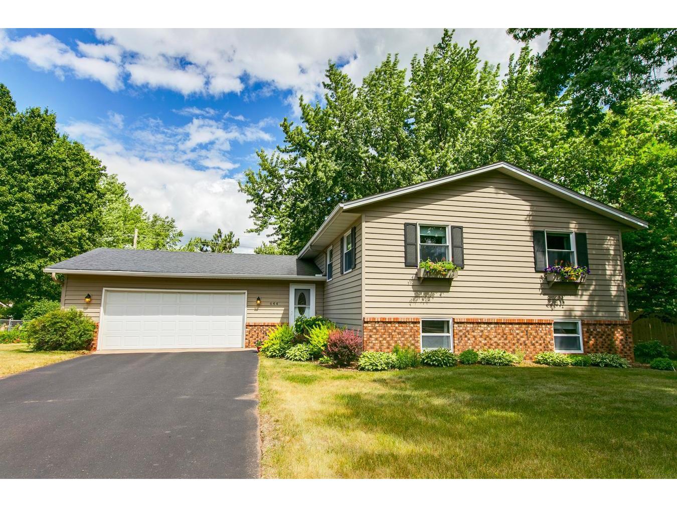 644 8th Street N, North Hudson, WI 54016 MLS 6011315 Edina Realty