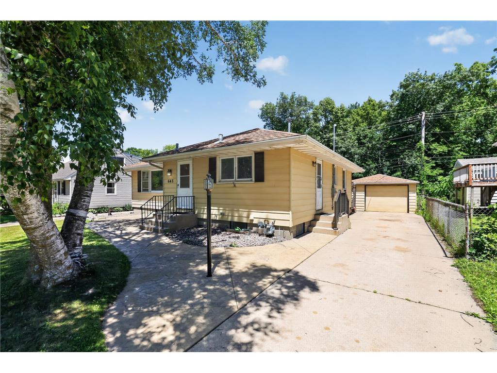 645 23rd Street NE Rochester MN 55906 7099236 image2