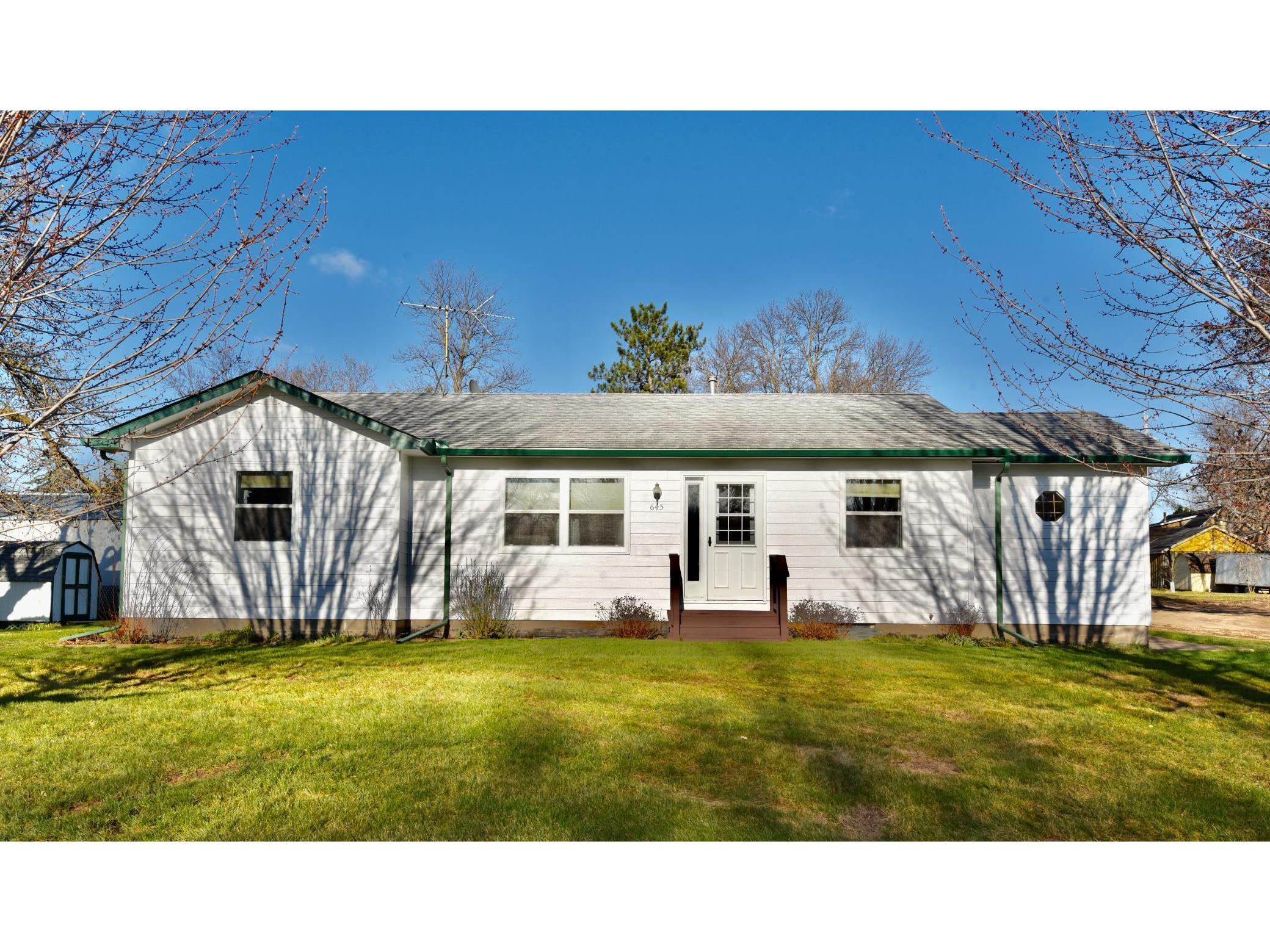 645 Central Avenue S, Milaca, MN 56353 MLS 5740619 Edina Realty