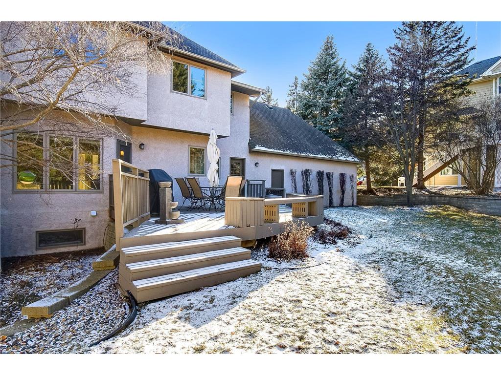 645 Evans Court Shoreview MN 55126 MLS: 6488908 Edina Realty 645 Evans Court Shoreview MN 55126 MLS: 6488908 Edina Realty