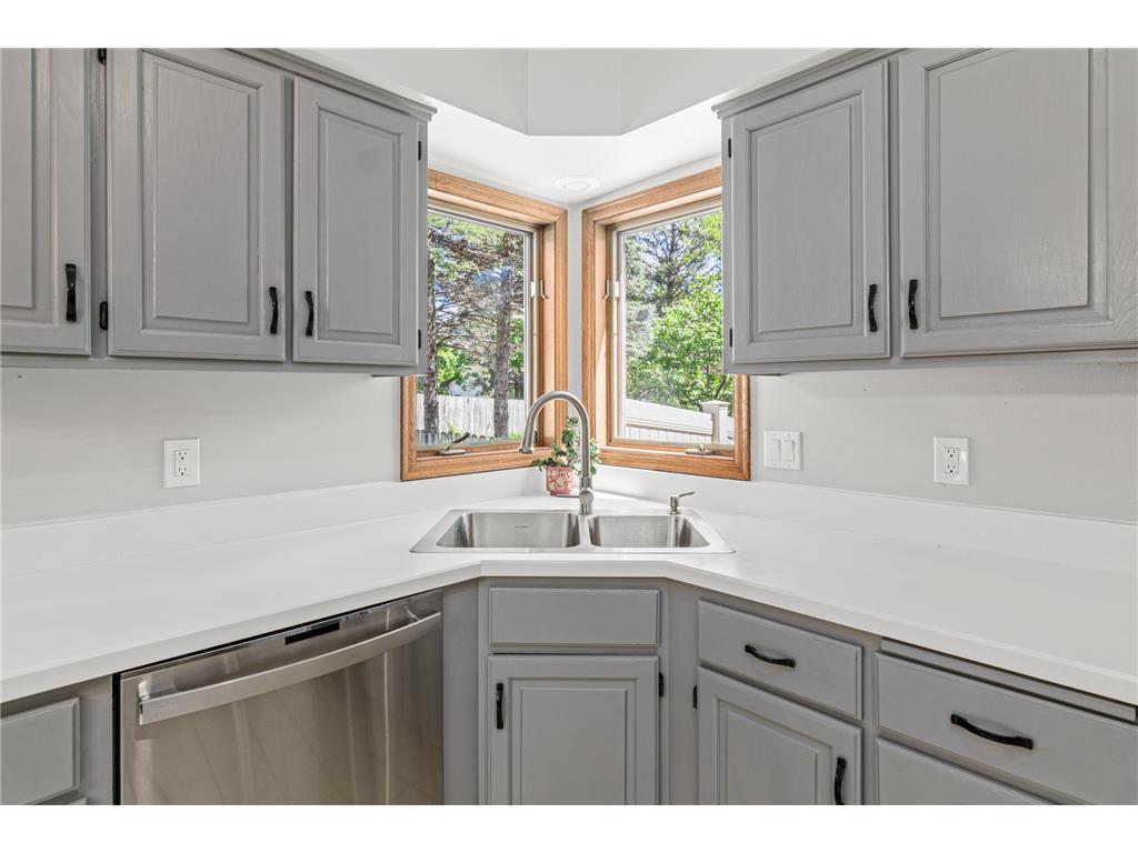 645 Lake Pine Drive Shoreview MN 55126 7076219 image10