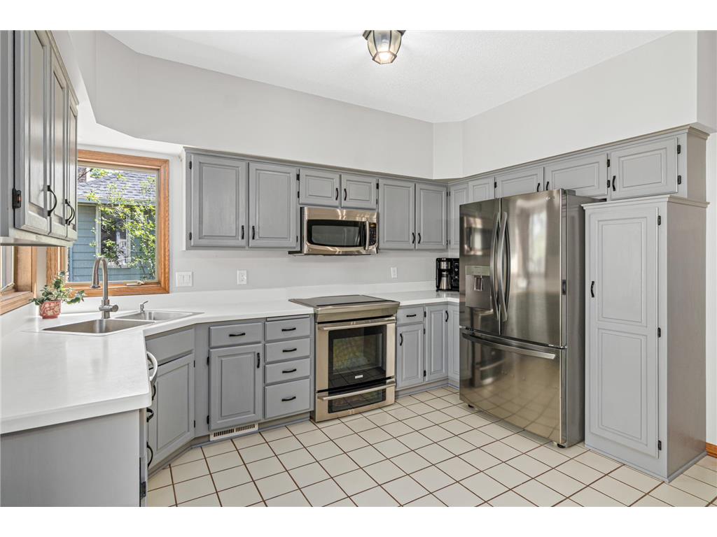 645 Lake Pine Drive Shoreview MN 55126 7076219 image12