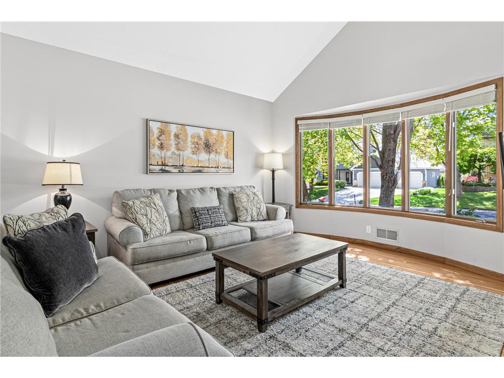 645 Lake Pine Drive Shoreview MN 55126 7076219 image4