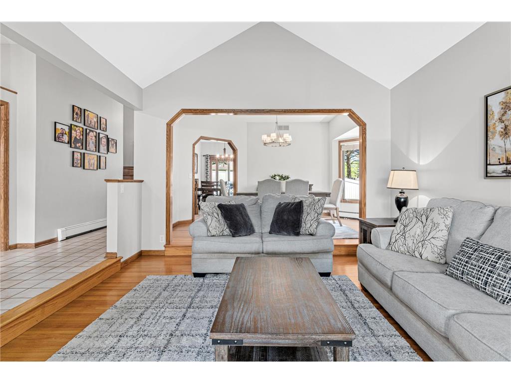 645 Lake Pine Drive Shoreview MN 55126 7076219 image6