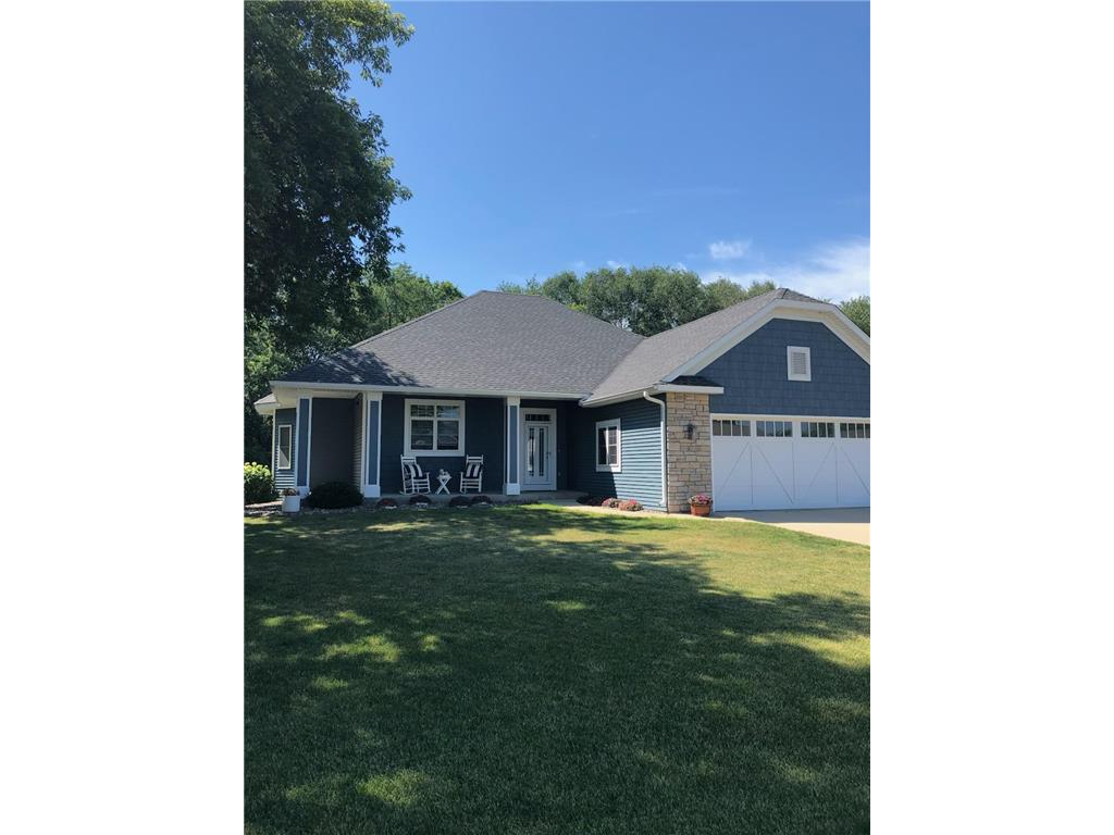 645 Lancaster Boulevard Zumbrota MN 55992 7062372 image1