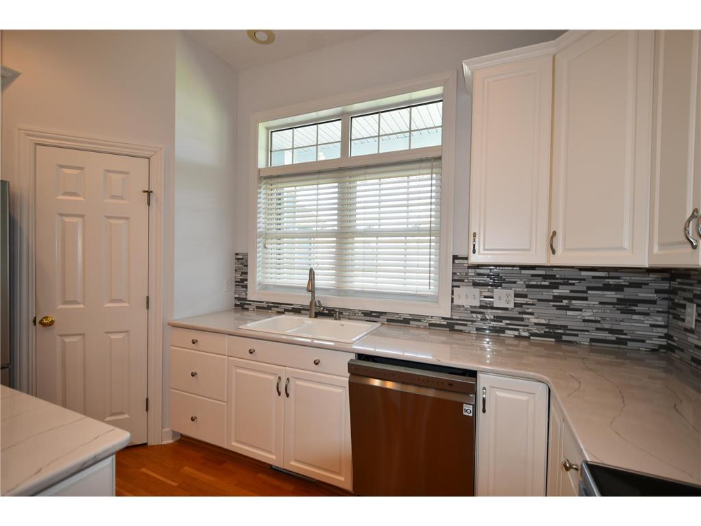 645 Lancaster Boulevard Zumbrota MN 55992 7062372 image8