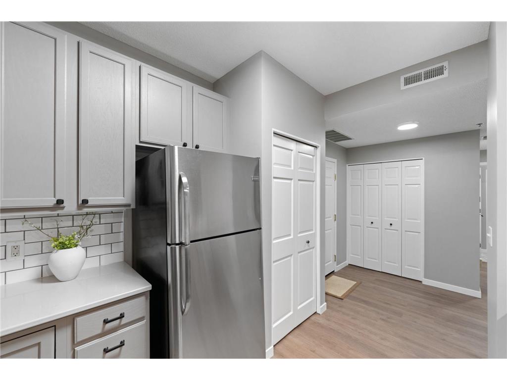 645 N 1st Street #305 Minneapolis MN 55401 6814830 image10