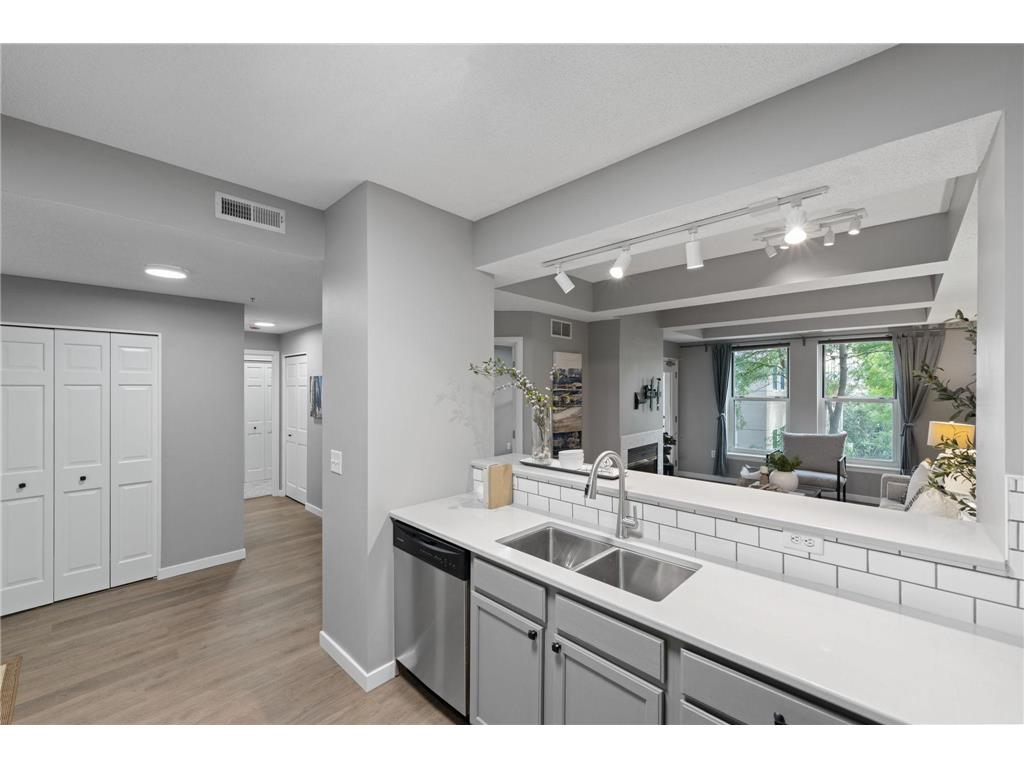 645 N 1st Street #305 Minneapolis MN 55401 6814830 image9