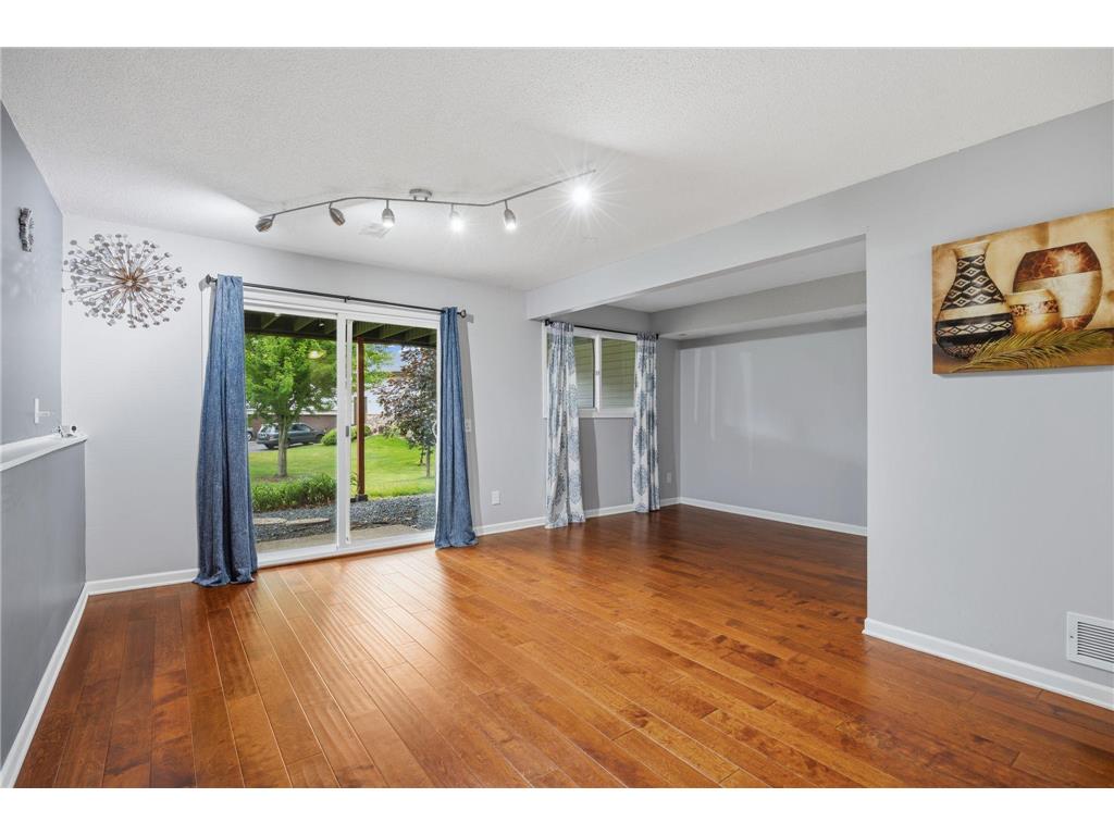 645 Portland Place Burnsville MN 55337 7079359 image18