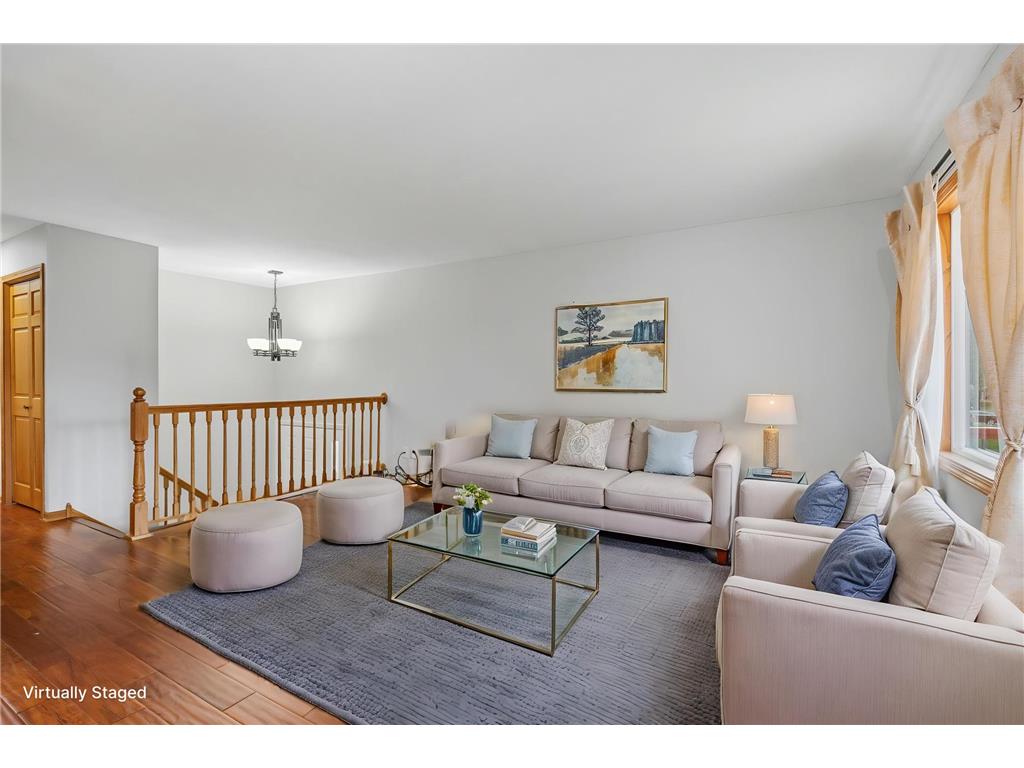 645 Portland Place Burnsville MN 55337 7079359 image2