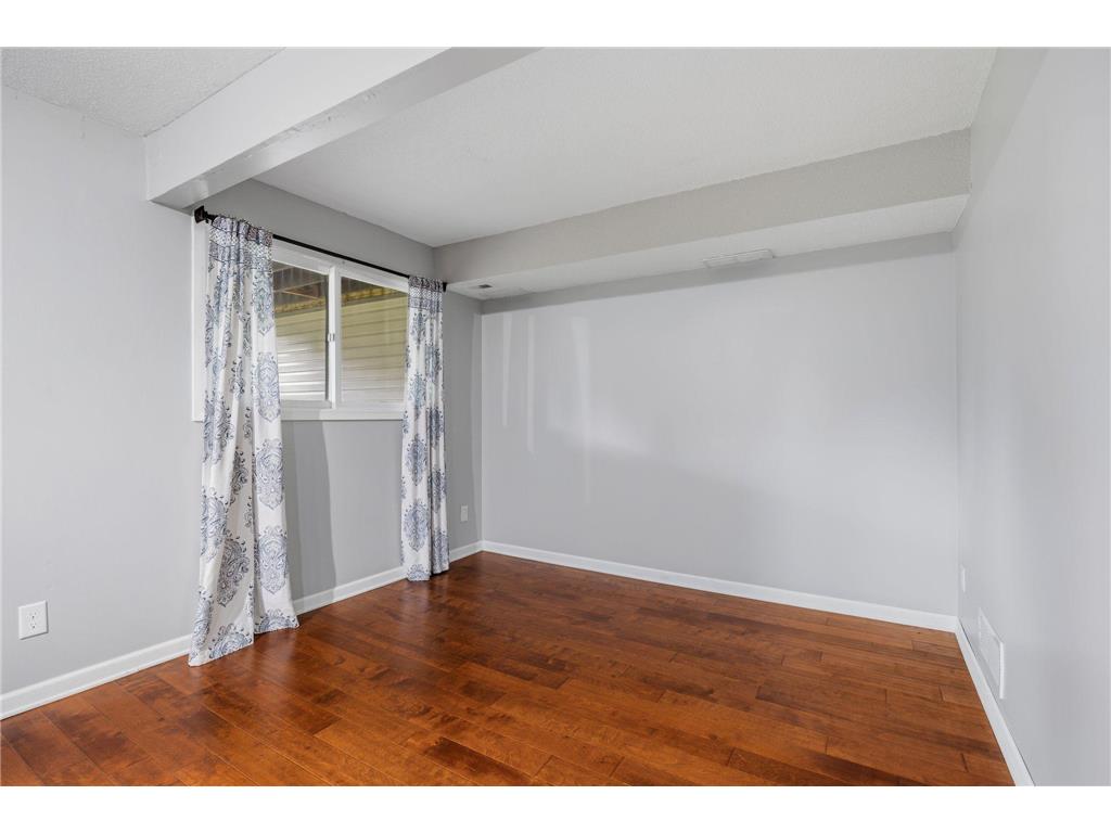 645 Portland Place Burnsville MN 55337 7079359 image20