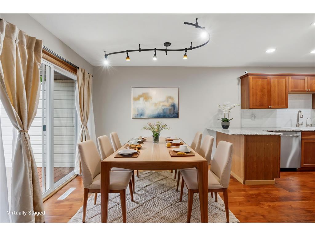645 Portland Place Burnsville MN 55337 7079359 image3