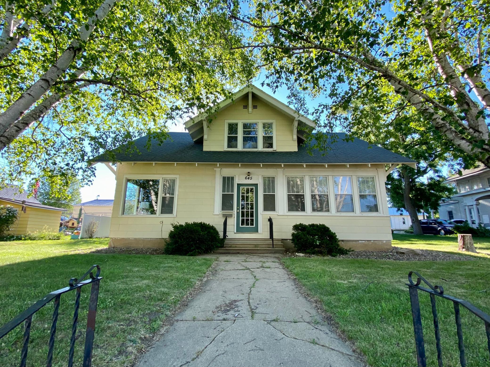 645 S Main Street, Zumbrota, MN 55992 MLS 6008063 Edina Realty