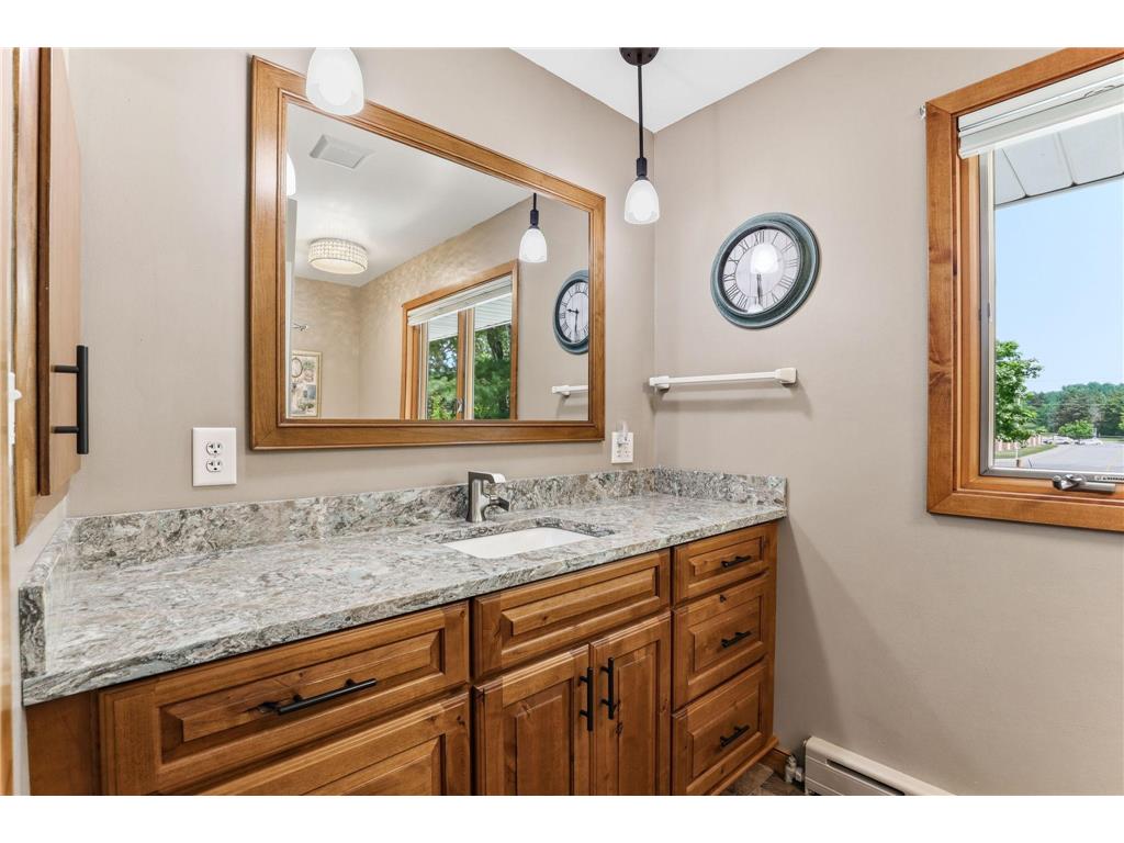645 Warner Avenue S Mahtomedi MN 55115 7068801 image25
