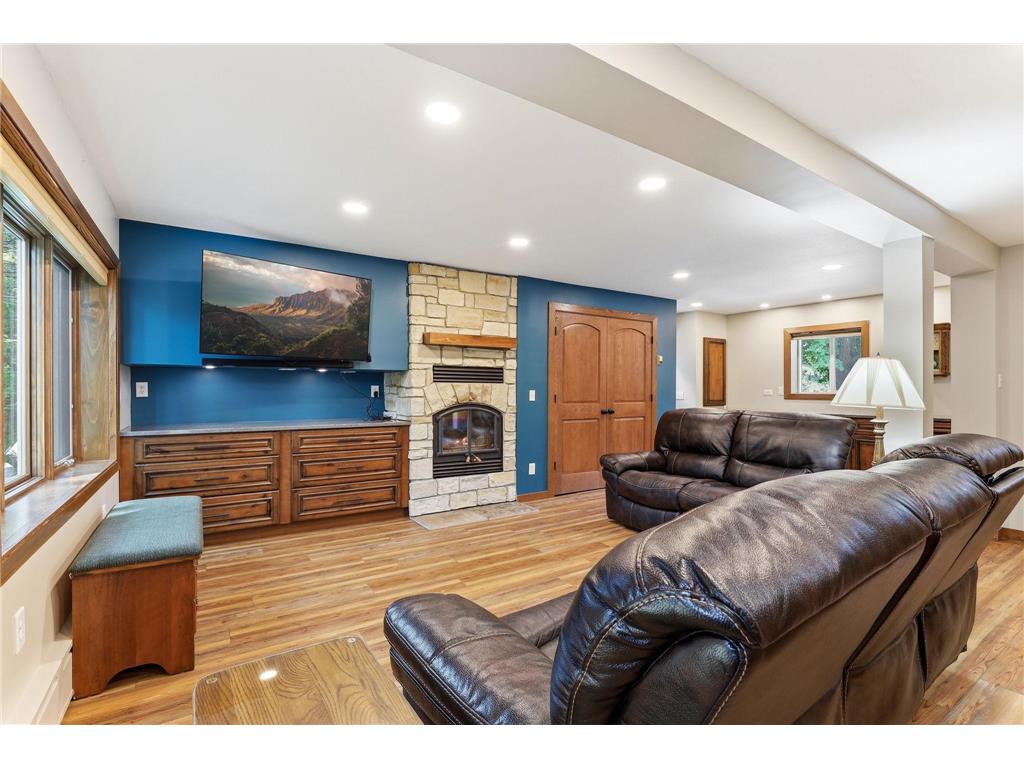 645 Warner Avenue S Mahtomedi MN 55115 7068801 image31