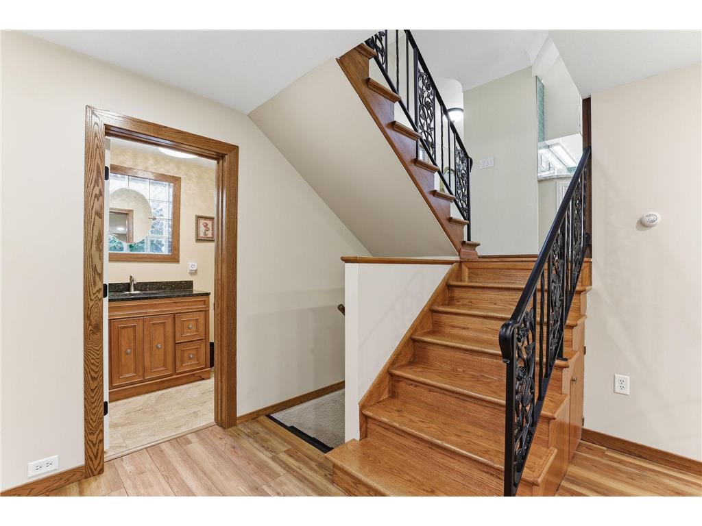 645 Warner Avenue S Mahtomedi MN 55115 7068801 image36