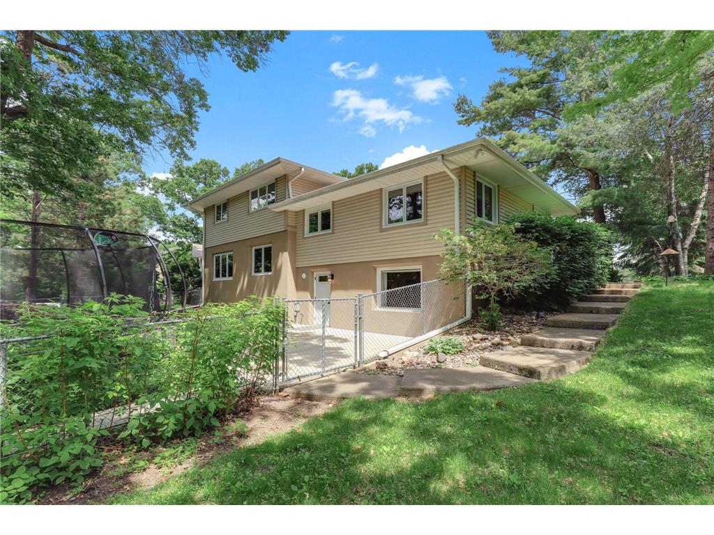 645 Warner Avenue S Mahtomedi MN 55115 7068801 image43