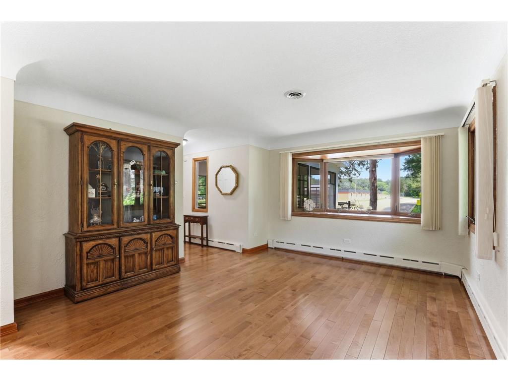 645 Warner Avenue S Mahtomedi MN 55115 7068801 image9