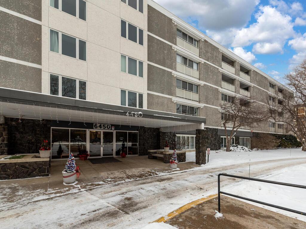 6450 York Avenue S 202, Edina, MN 55435 MLS 6141788 Edina Realty