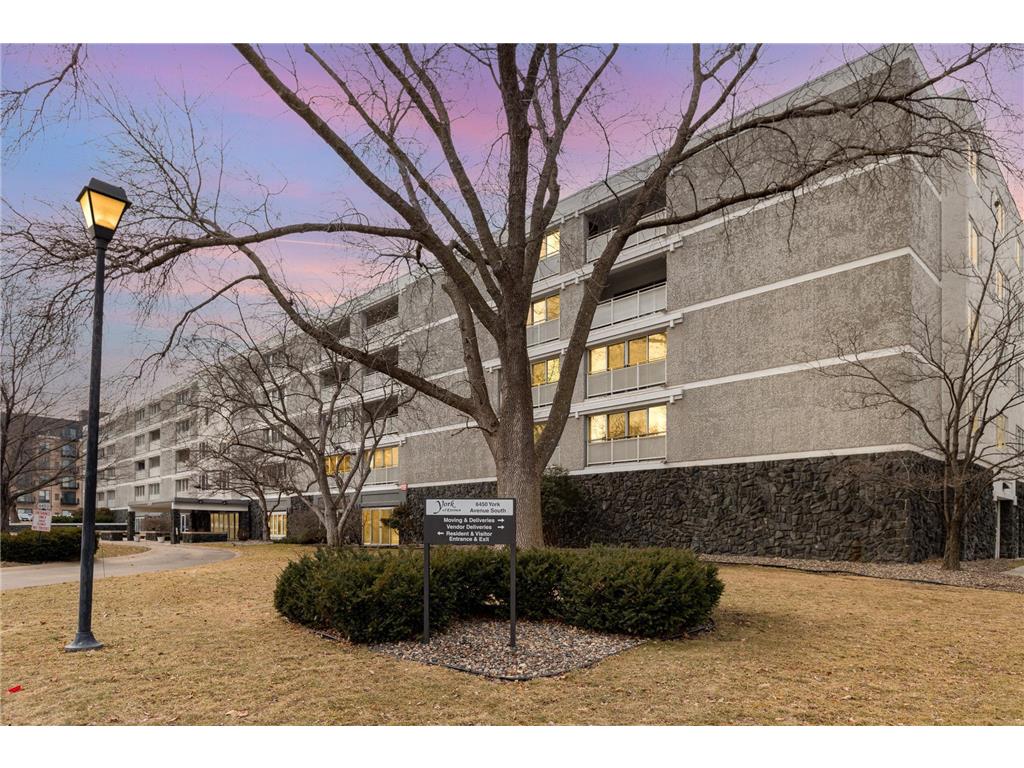 6450 York Avenue S #512 Edina MN 55435 6482074 image1