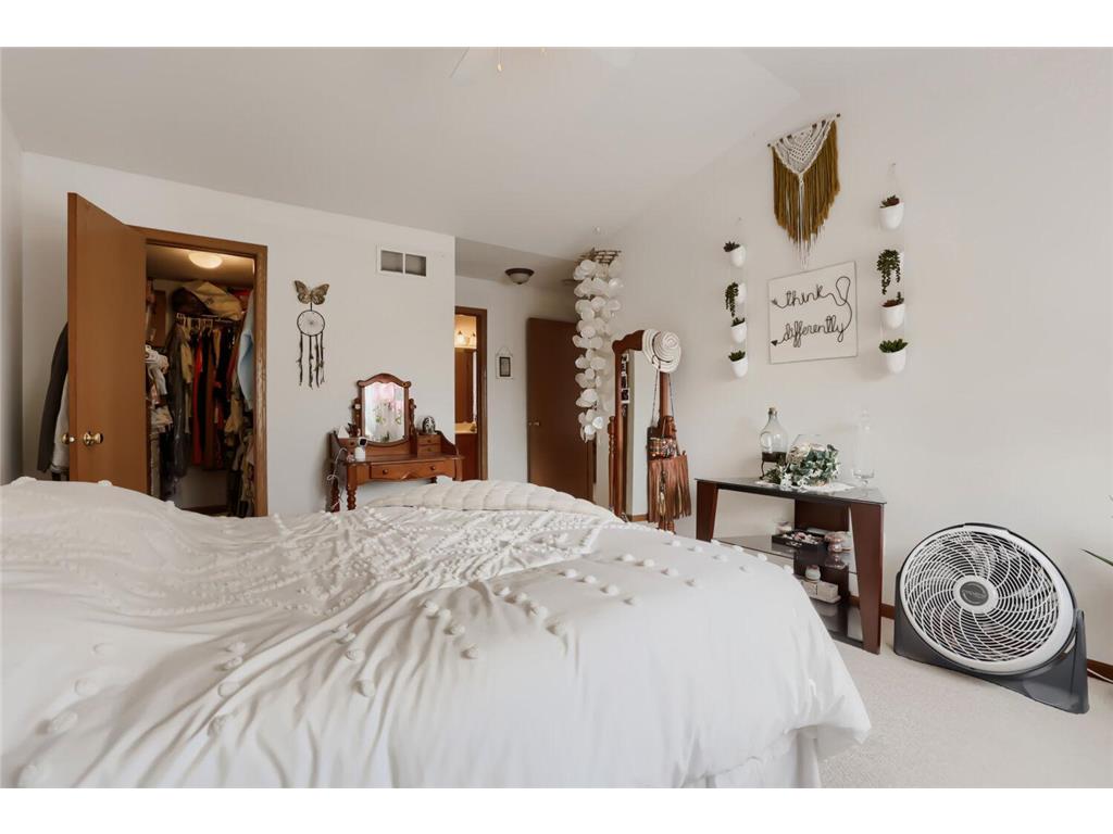 6452 158th Street W Apple Valley MN 55124 7094778 image17