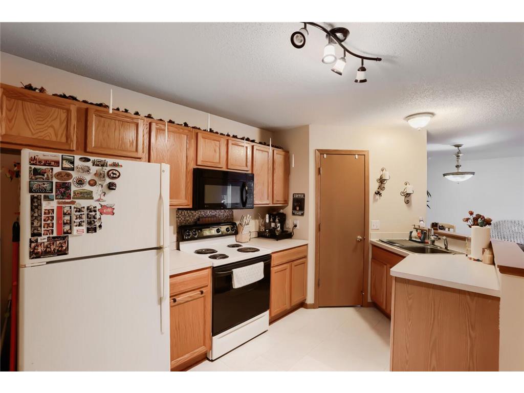 6452 158th Street W Apple Valley MN 55124 7094778 image7