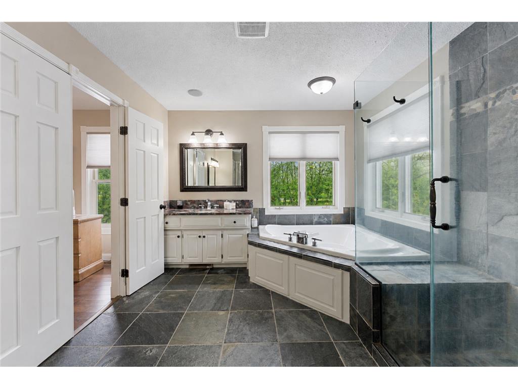 6453 Oxford Road N Shakopee MN 55379 7075563 image20