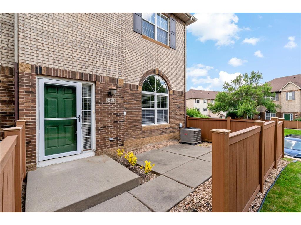 6453 Regency Lane Eden Prairie MN 55344 7101046 image2