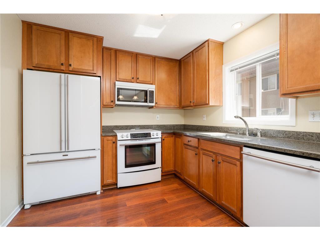 6459 Regency Lane Eden Prairie MN 55344 7051874 image2