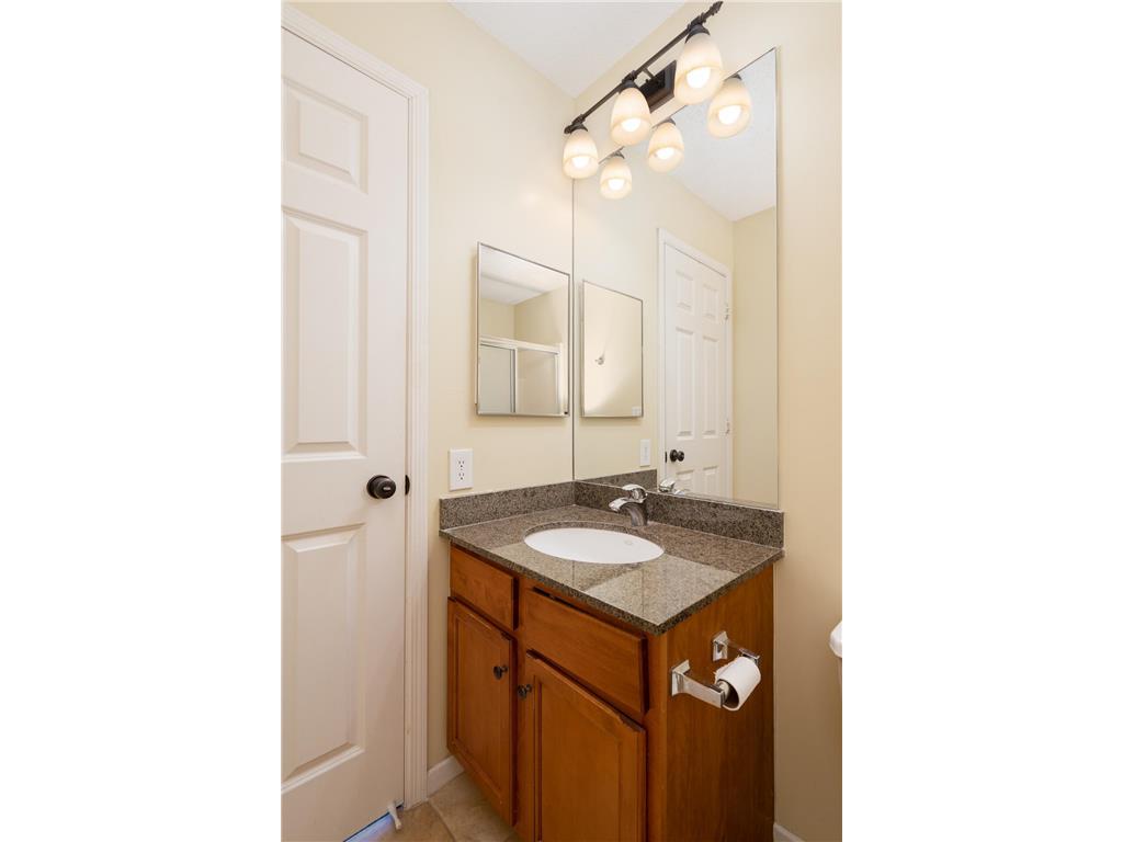6459 Regency Lane Eden Prairie MN 55344 7051874 image20