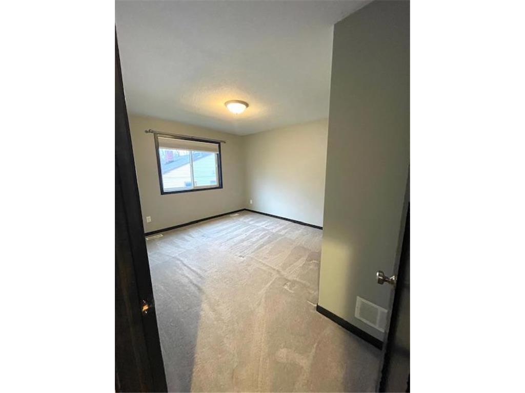 646 Grafton Avenue N Oakdale MN 55128 7033801 image19