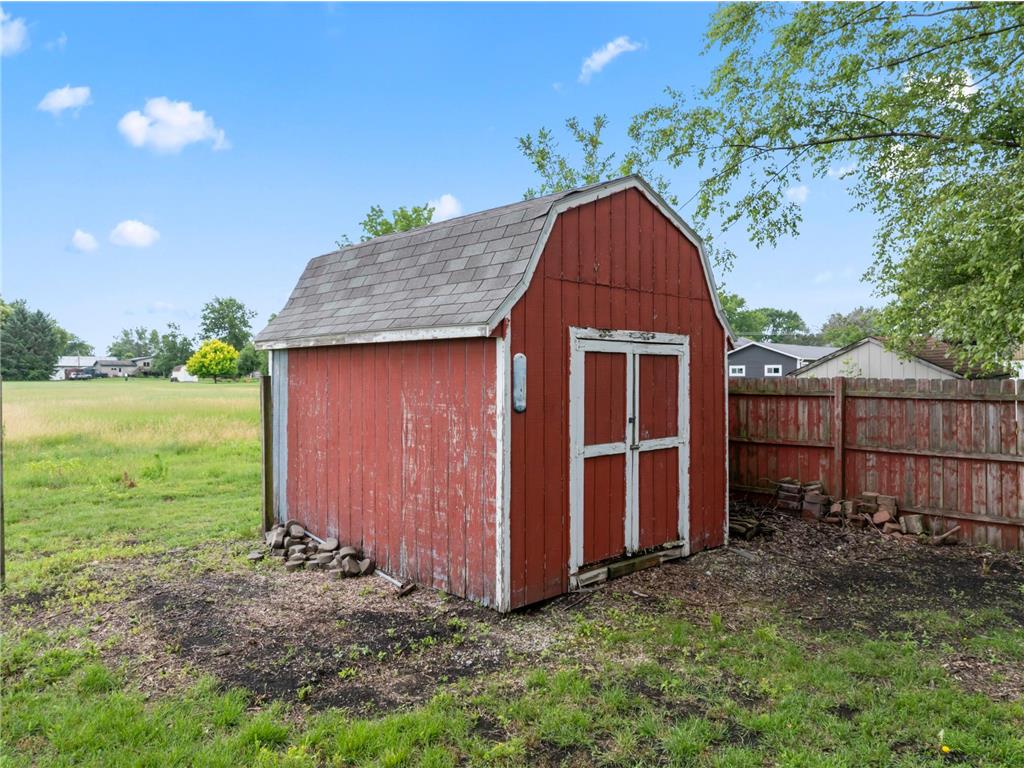 647 2nd Street NE Blooming Prairie MN 55917 7100354 image28