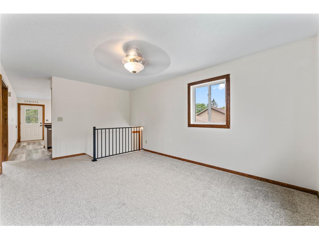 647 2nd Street NE Blooming Prairie MN 55917 7100354 image6