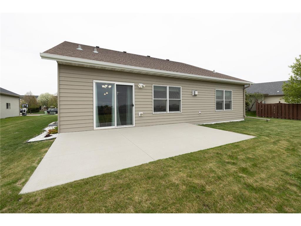 647 43 1/2 Avenue S Moorhead MN 56560 7079852 image48