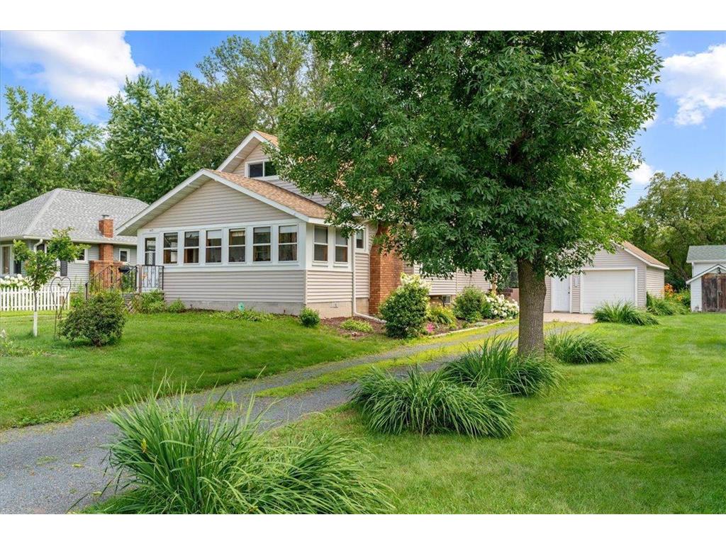 647 Keller Avenue S Amery WI 54001 6567858 image1