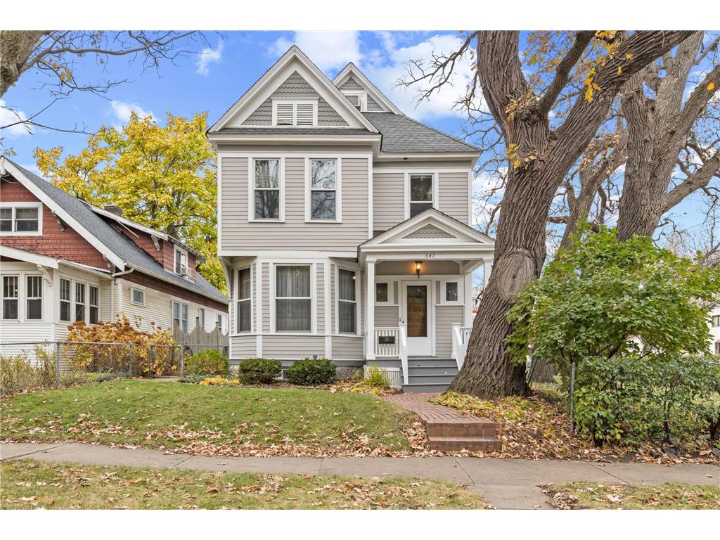 647 Manomin Avenue Saint Paul MN 55107 6630774 image1