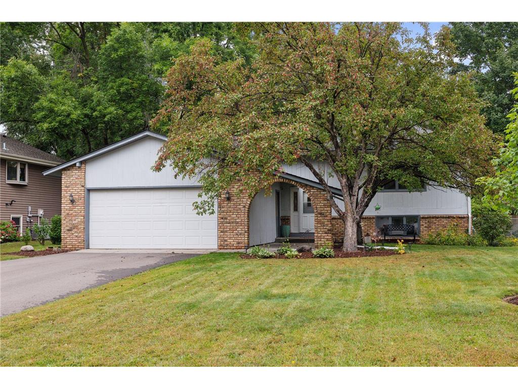 6471 Arthur Street NE Fridley MN 55432 6784373 image1