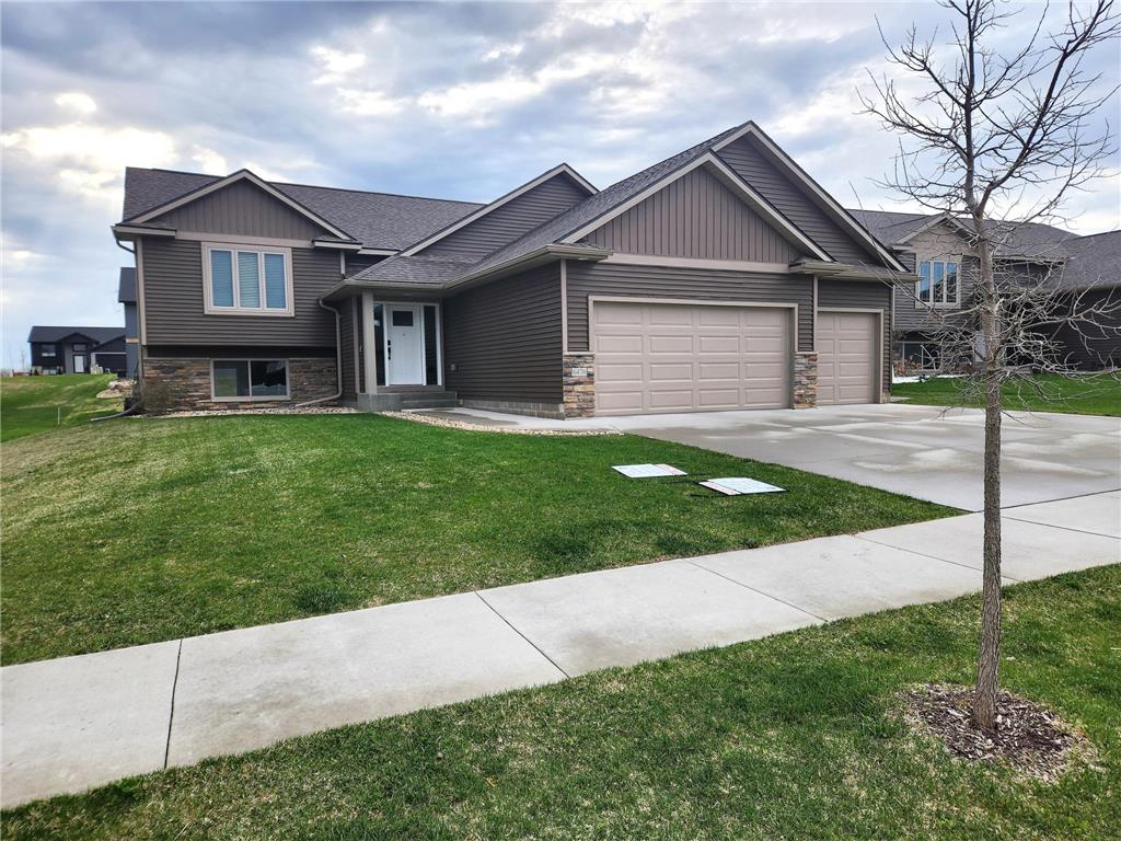 6476 Fairway Drive NW, Rochester, MN, 55901 MLS 6360124 Edina Realty