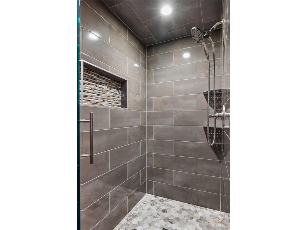 6480 Yosemite Lane Chanhassen MN 55331 6825260 image37