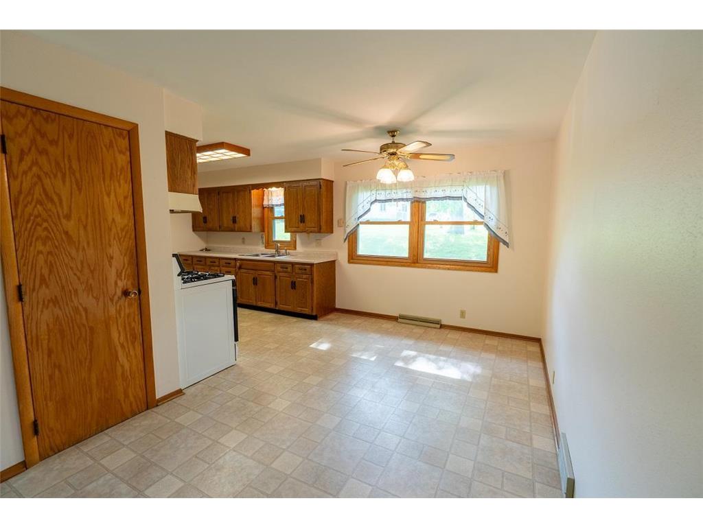 649 Oakwood Drive Durand WI 54736 7075001 image12
