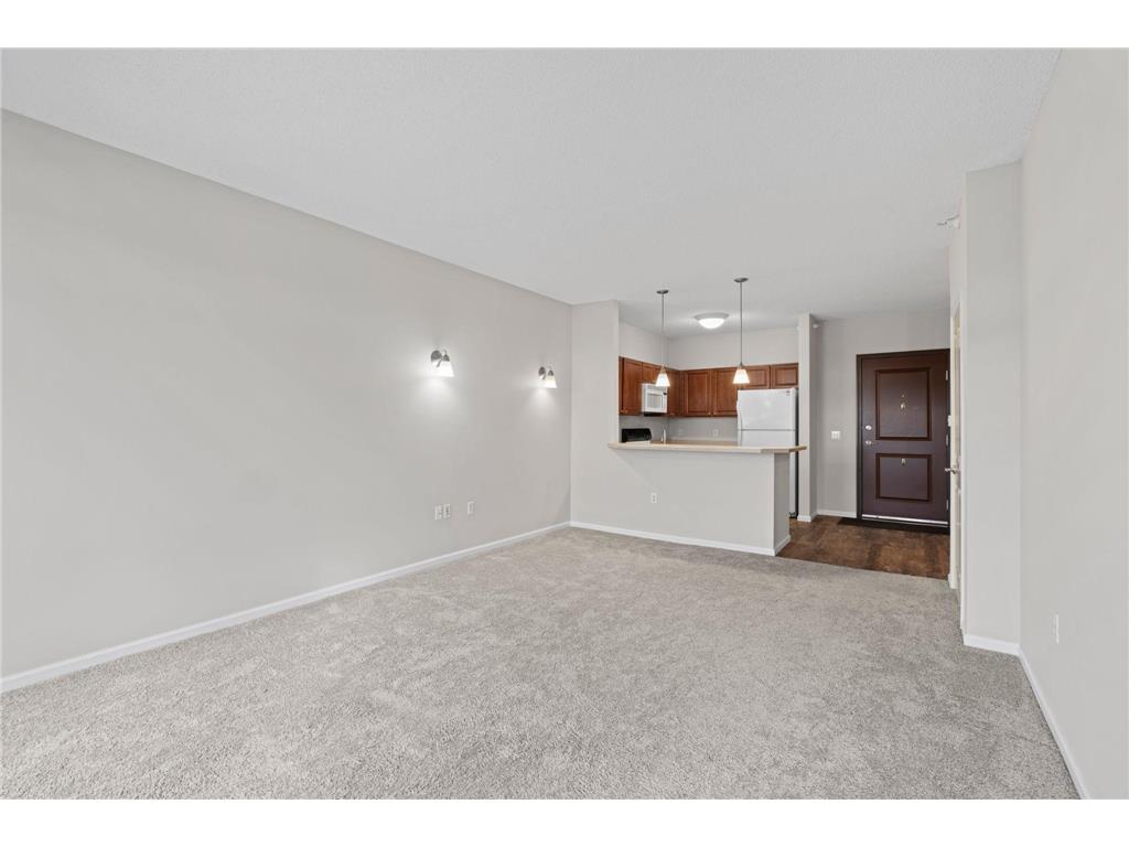 649 Old Highway 8 NW #227 New Brighton MN 55112 7040770 image12
