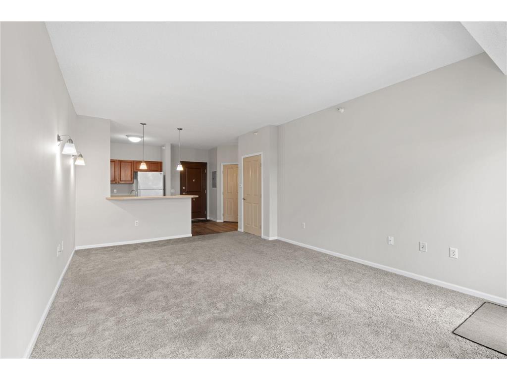 649 Old Highway 8 NW #227 New Brighton MN 55112 7040770 image13